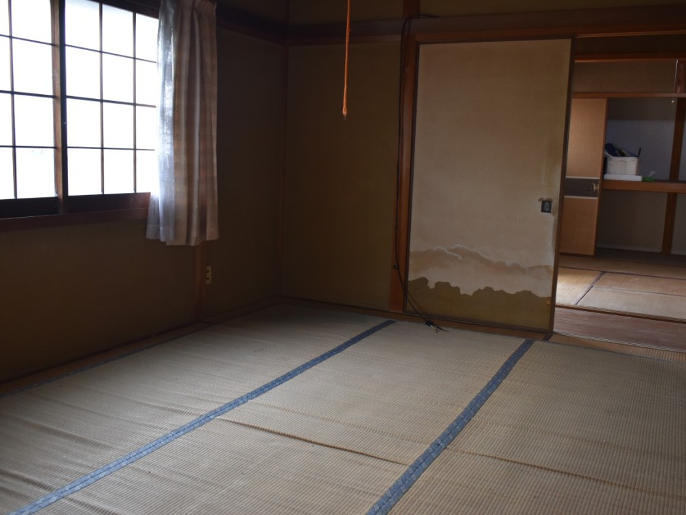 京北塔町☆平家DIY物件の画像